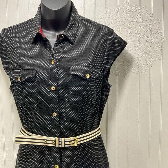 THE LIMITED Short Sleeve Dress - Picture 2 of 5